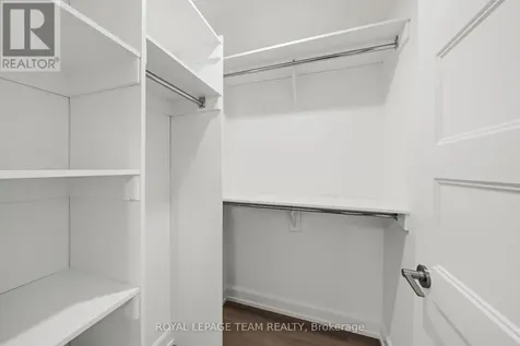 998 Hollington Street Ottawa ON K1Z 6K6
