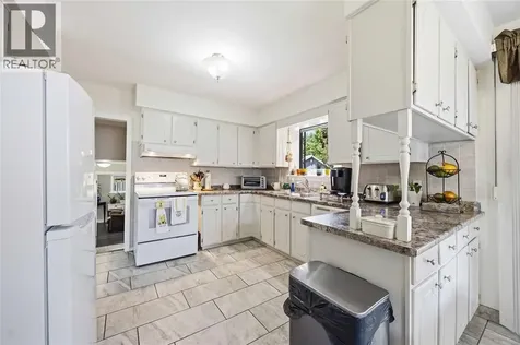 870 Mckay Avenue Sarnia ON N7V 3V4