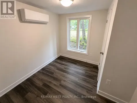 91 30th Street North Wasaga Beach ON L9Z 2C8