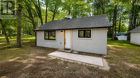 91 30th Street North Wasaga Beach ON L9Z 2C8