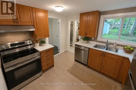 91 30th Street North Wasaga Beach ON L9Z 2C8