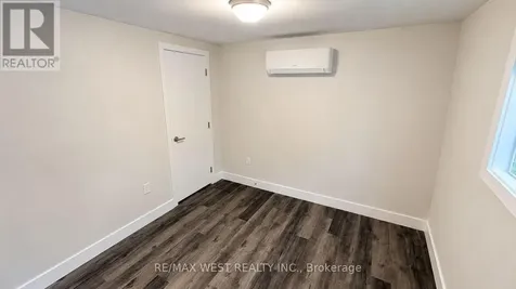 91 30th Street North Wasaga Beach ON L9Z 2C8