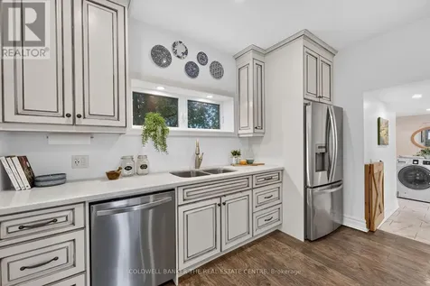 69 Beech Street Collingwood ON L9Y 2T1