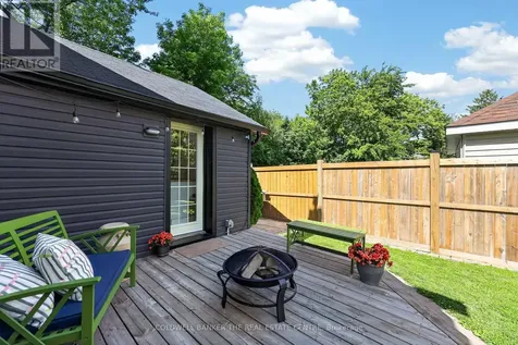69 Beech Street Collingwood ON L9Y 2T1