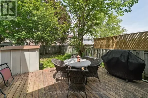 95 Vail Meadows Crescent Clarington (bowmanville) ON L1C 4T3
