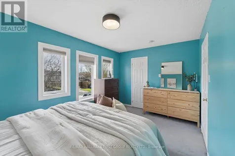 95 Vail Meadows Crescent Clarington (bowmanville) ON L1C 4T3
