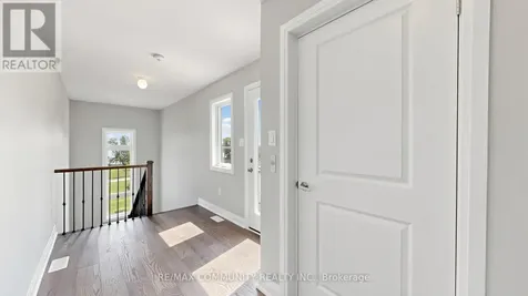 2 Cryderman Lane Clarington (bowmanville) ON L1C 1Z8