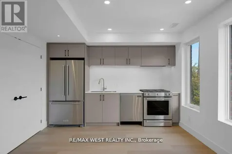 502 Atlas Avenue Toronto (oakwood Village) ON M6C 3R3