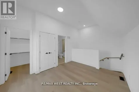 502 Atlas Avenue Toronto (oakwood Village) ON M6C 3R3