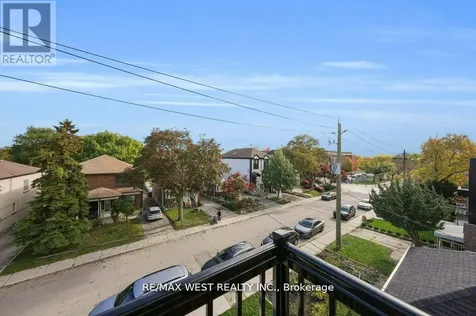 502 Atlas Avenue Toronto (oakwood Village) ON M6C 3R3