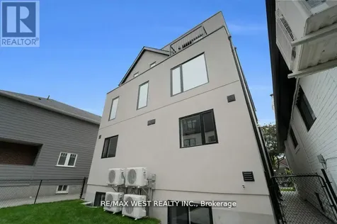 502 Atlas Avenue Toronto (oakwood Village) ON M6C 3R3