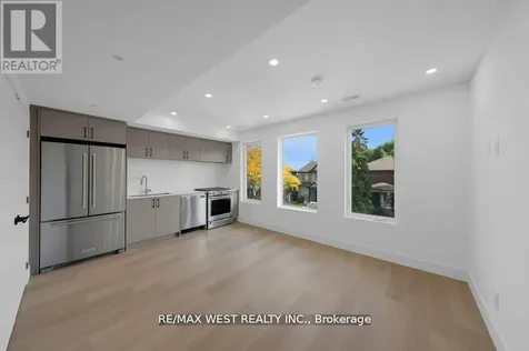 502 Atlas Avenue Toronto (oakwood Village) ON M6C 3R3