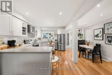 8 Cloverlawn Avenue Toronto (oakwood Village) ON M6E 1H3