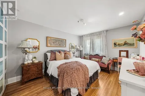 8 Cloverlawn Avenue Toronto (oakwood Village) ON M6E 1H3