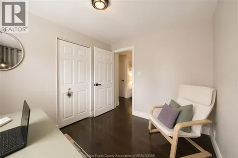 3939 Longfellow Windsor ON N9G 2B4