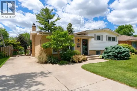 3939 Longfellow Windsor ON N9G 2B4