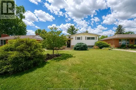 3939 Longfellow Windsor ON N9G 2B4