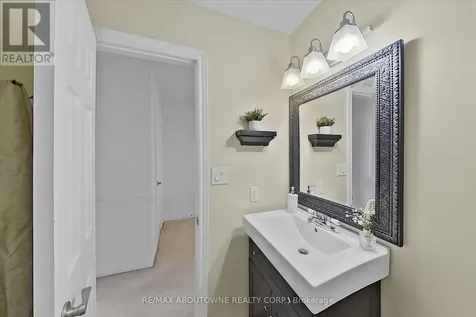 2420 Ravinebrook Crescent Oakville (wc Wedgewood Creek) ON L6H 6Y2