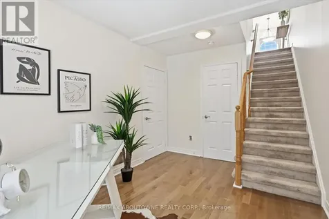 2420 Ravinebrook Crescent Oakville (wc Wedgewood Creek) ON L6H 6Y2