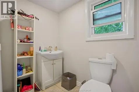 194 Murray Street Chatham ON N7M 3L3