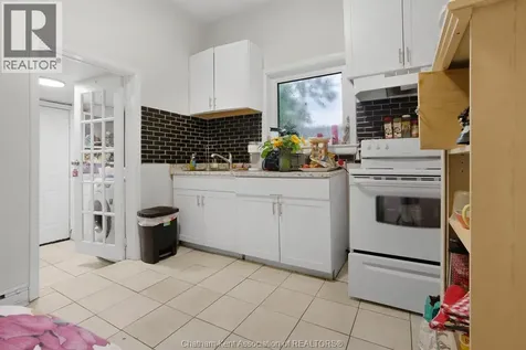 194 Murray Street Chatham ON N7M 3L3