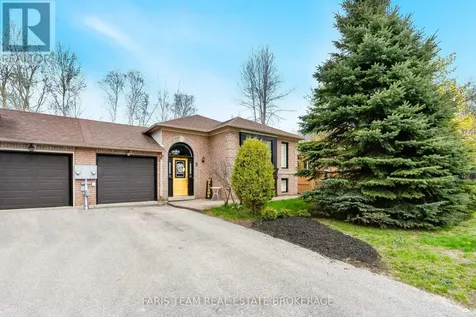 5 Harbour Crescent Wasaga Beach ON L9Z 1G4