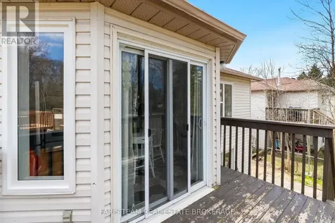 5 Harbour Crescent Wasaga Beach ON L9Z 1G4
