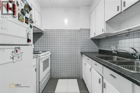 6311 Thornberry Crescent Windsor ON N8T 3A5