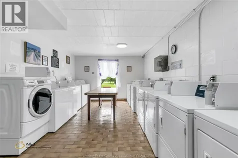 6311 Thornberry Crescent Windsor ON N8T 3A5