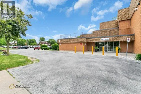 6311 Thornberry Crescent Windsor ON N8T 3A5