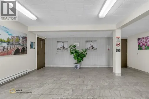 6311 Thornberry Crescent Windsor ON N8T 3A5