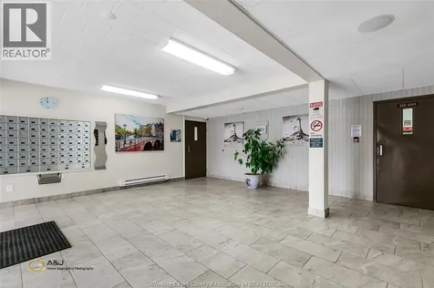 6311 Thornberry Crescent Windsor ON N8T 3A5