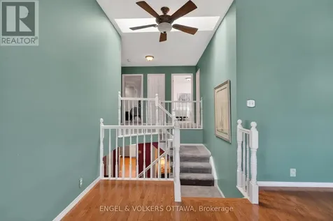 6592 Windsong Avenue Ottawa ON K1C 6M9