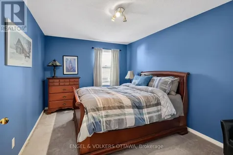 6592 Windsong Avenue Ottawa ON K1C 6M9