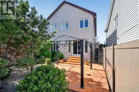 6592 Windsong Avenue Ottawa ON K1C 6M9