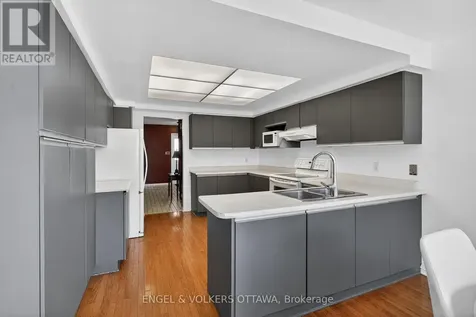 6592 Windsong Avenue Ottawa ON K1C 6M9