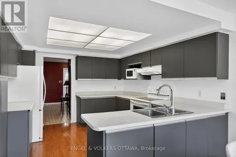 6592 Windsong Avenue Ottawa ON K1C 6M9