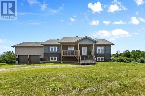 4153 Roger Stevens Drive Montague ON K7A 4S6