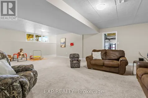 4153 Roger Stevens Drive Montague ON K7A 4S6