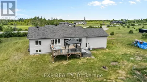4153 Roger Stevens Drive Montague ON K7A 4S6