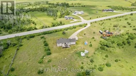 4153 Roger Stevens Drive Montague ON K7A 4S6