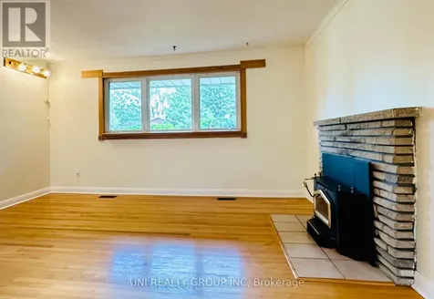 77 Meadowlands Drive Ottawa ON K2G 2R9