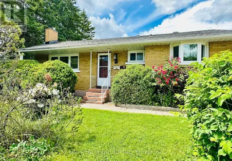 77 Meadowlands Drive Ottawa ON K2G 2R9