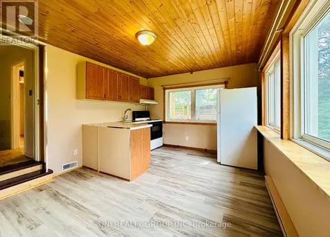 77 Meadowlands Drive Ottawa ON K2G 2R9