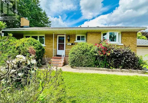 77 Meadowlands Drive Ottawa ON K2G 2R9