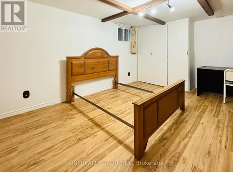 77 Meadowlands Drive Ottawa ON K2G 2R9
