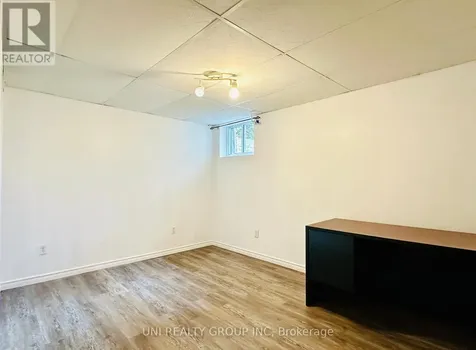 77 Meadowlands Drive Ottawa ON K2G 2R9