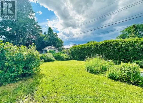 77 Meadowlands Drive Ottawa ON K2G 2R9