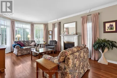 997 Ada Barrington Private Ottawa ON K4P 0A7