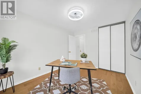 14 Sandcliffe Terrace Ottawa ON K2G 5X1